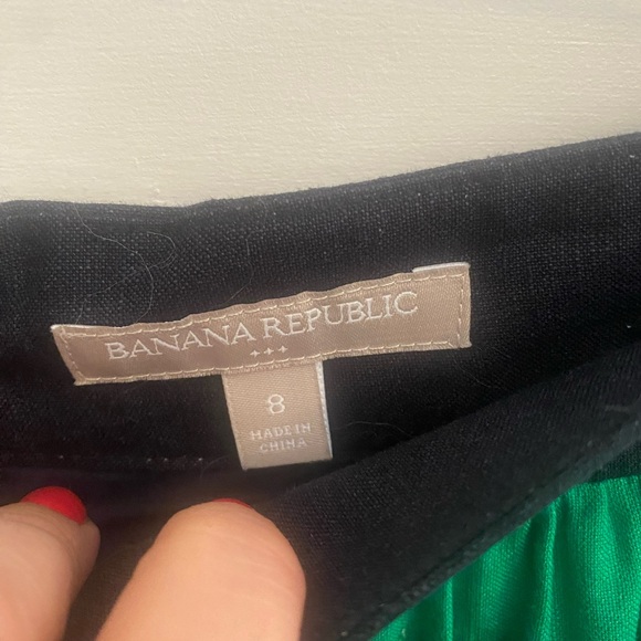 Banana Republic Mini Skirt - Picture 3 of 3
